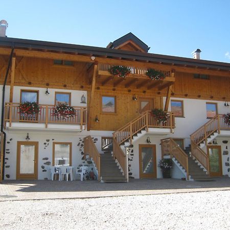 Agriturismo Pisani Villa Brez Exterior photo